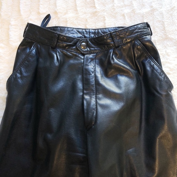 Classic black leather straight leg pants - Picture 7 of 7